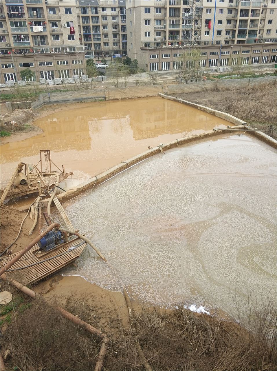 东莞沉淀池淤泥清理-厂区废水池淤泥清淤